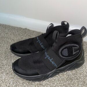 Men’s Size 9.5 Champion Shoes
